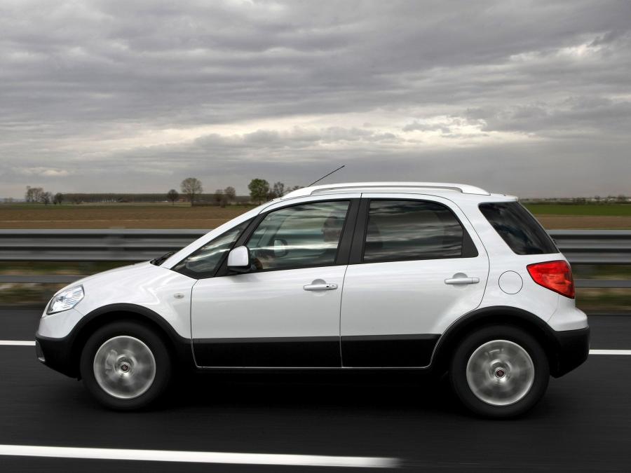  Fiat Sedici 2009 года  (фото 20 из 30)